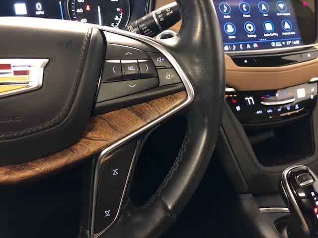 used 2022 Cadillac XT5 car, priced at $27,890