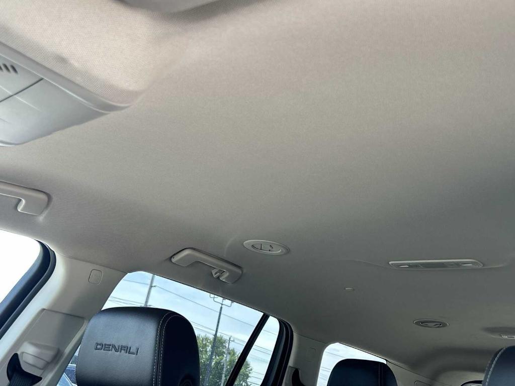 used 2023 GMC Acadia car, priced at $30,660