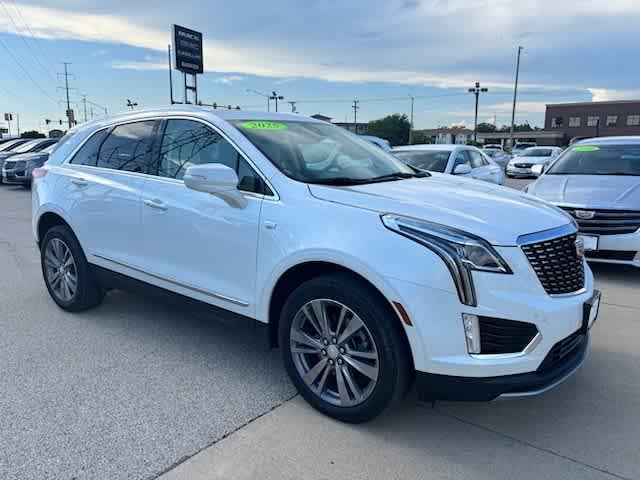 used 2025 Cadillac XT5 car, priced at $39,990