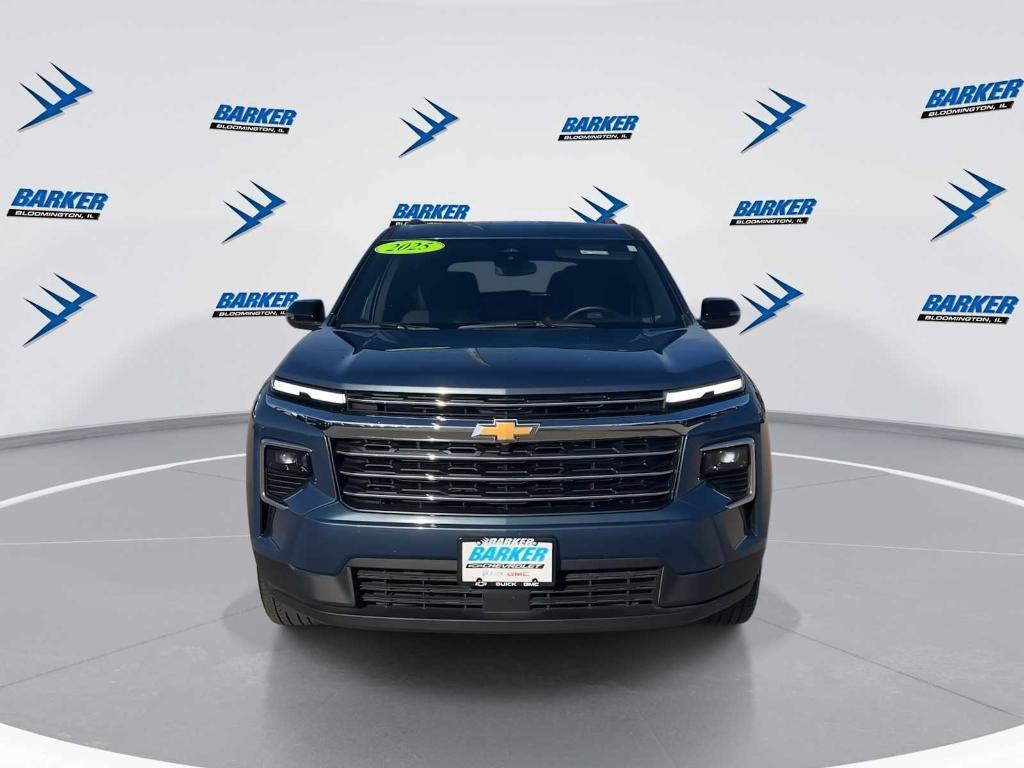 used 2025 Chevrolet Traverse car, priced at $36,290