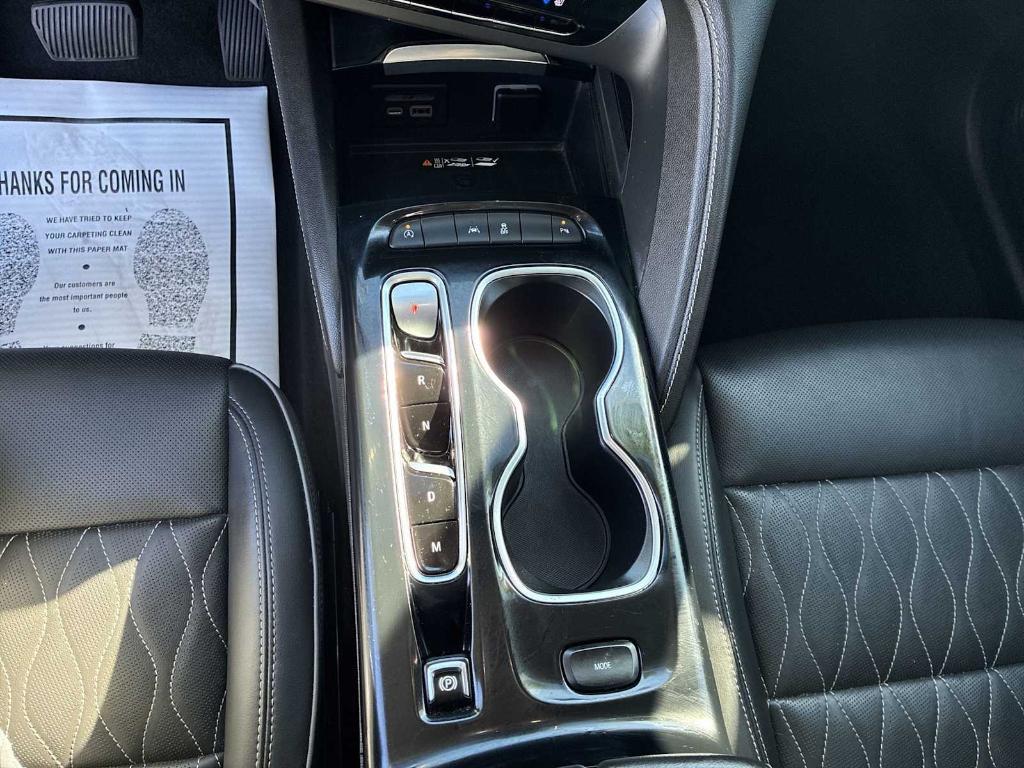 used 2022 Buick Envision car, priced at $29,990