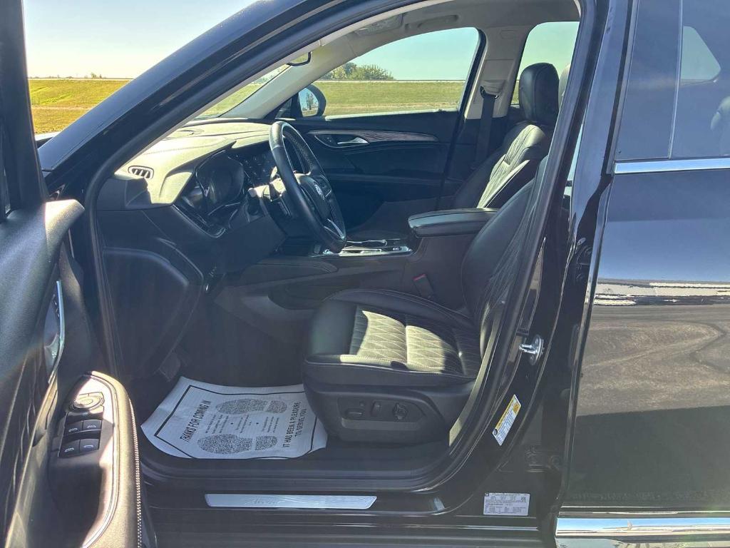 used 2022 Buick Envision car, priced at $29,990