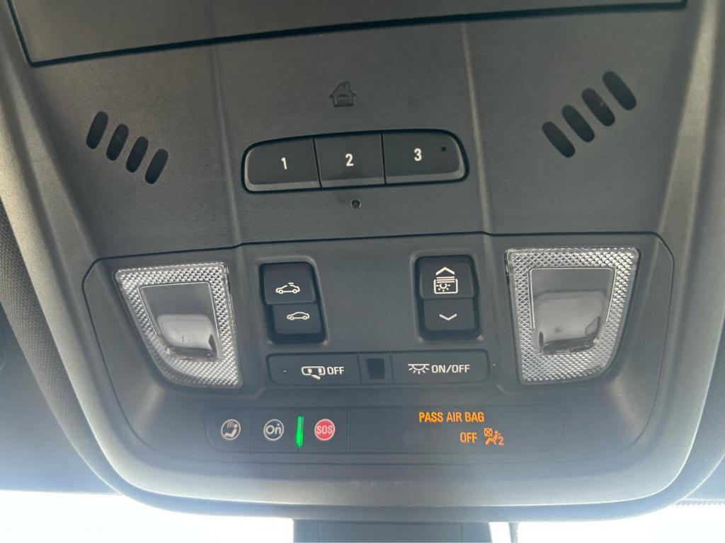 used 2023 Cadillac XT6 car, priced at $36,330