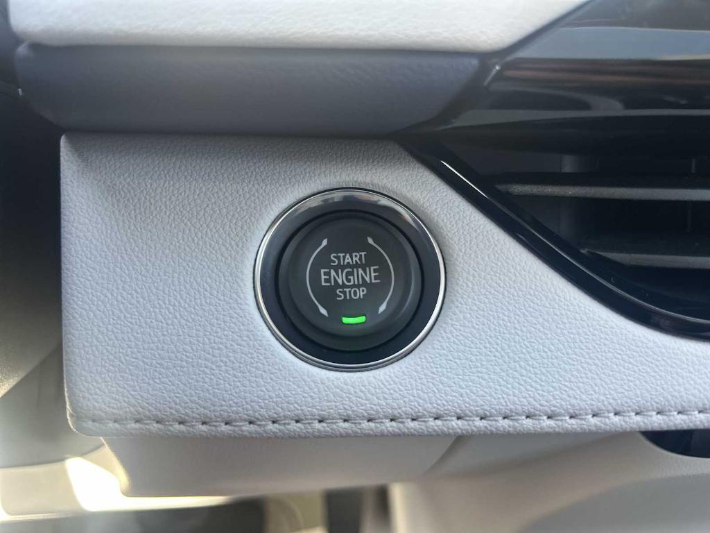 new 2025 Buick Enclave car, priced at $59,885