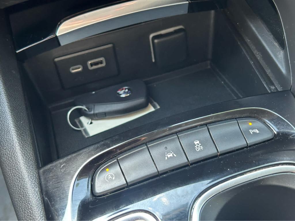 used 2021 Buick Envision car, priced at $21,490