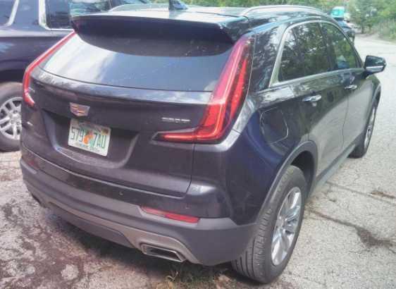 used 2023 Cadillac XT4 car, priced at $28,590