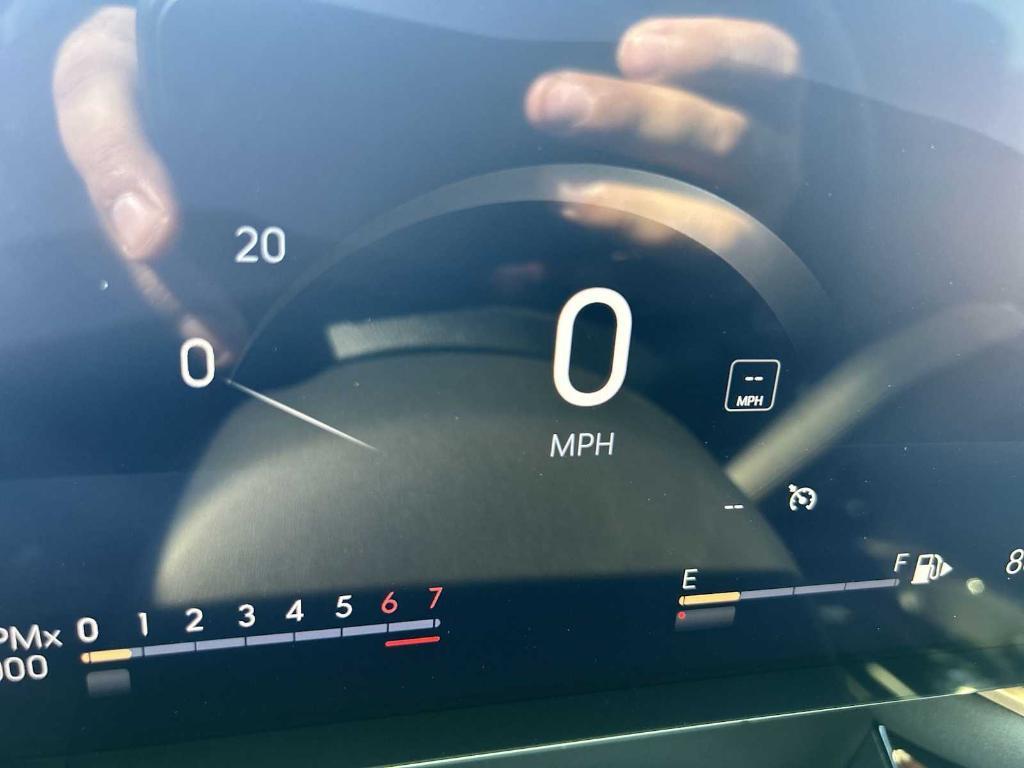 new 2025 Buick Envision car, priced at $38,740