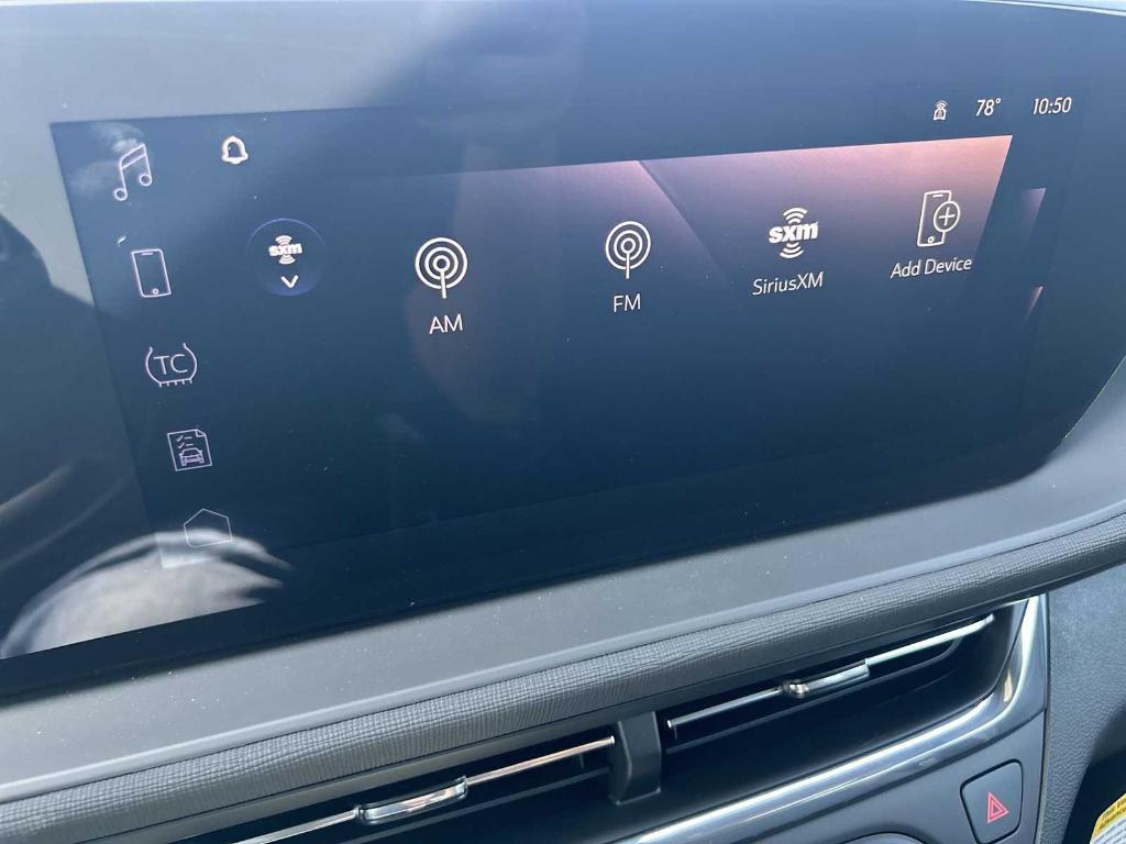 new 2025 Buick Envista car, priced at $22,587