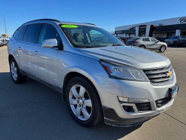 used 2017 Chevrolet Traverse car