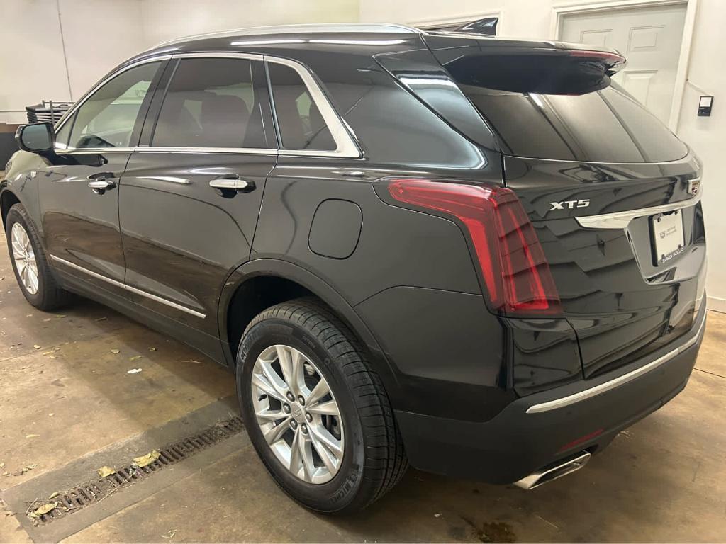 used 2024 Cadillac XT5 car, priced at $36,490