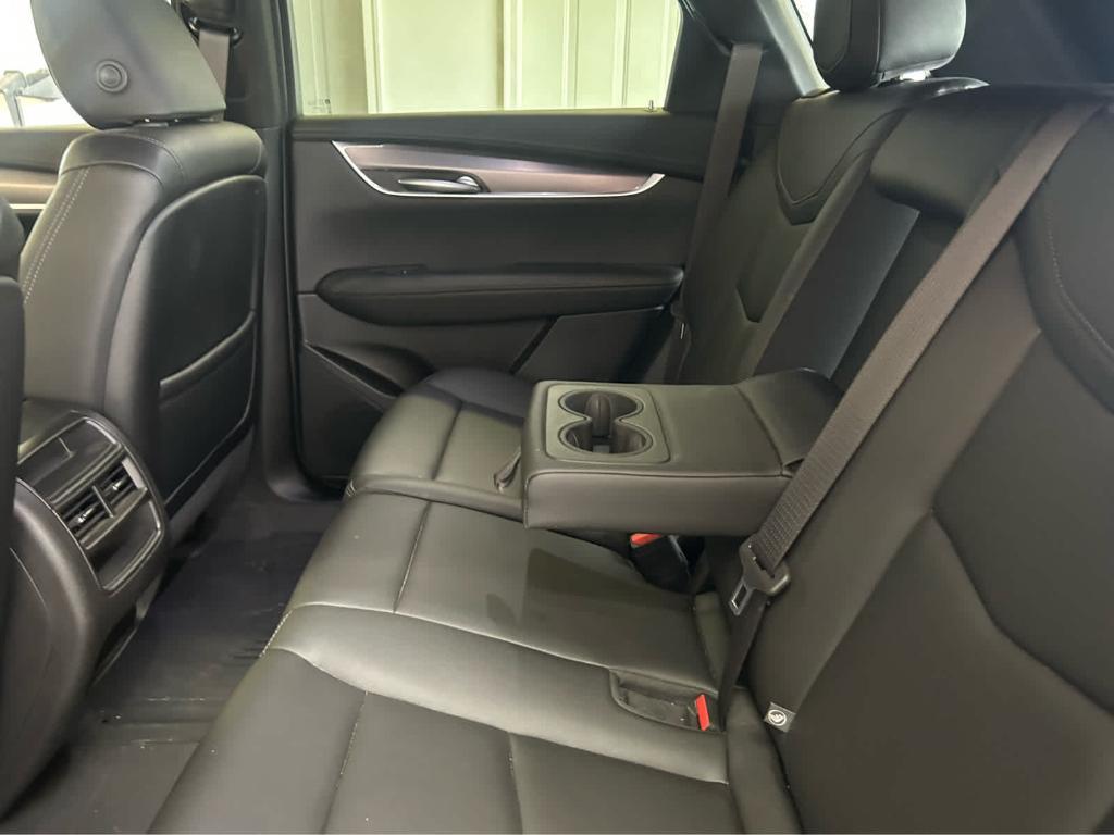 used 2024 Cadillac XT5 car, priced at $36,490