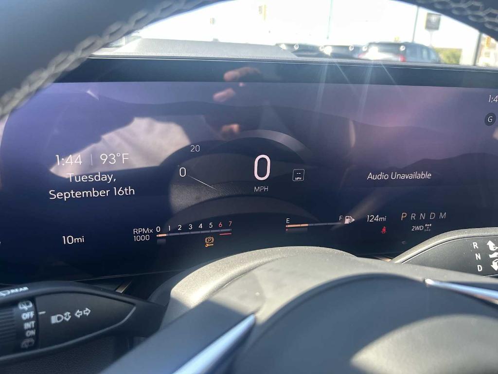 new 2025 Buick Envision car, priced at $40,235