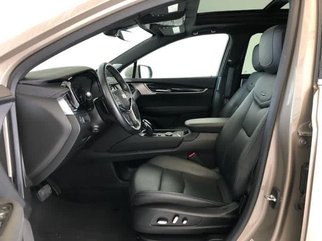 used 2023 Cadillac XT5 car, priced at $39,940