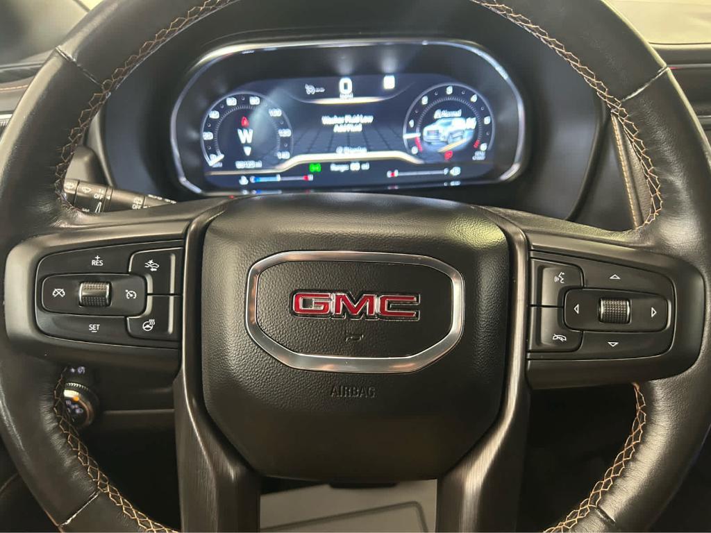 used 2022 GMC Yukon XL car, priced at $48,590