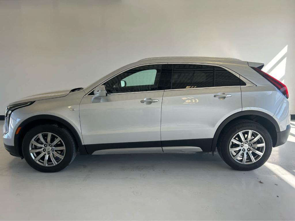 used 2022 Cadillac XT4 car, priced at $30,990