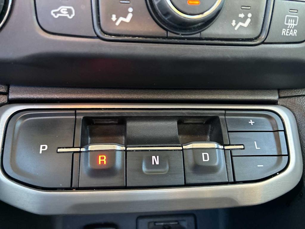 used 2022 GMC Acadia car, priced at $27,990