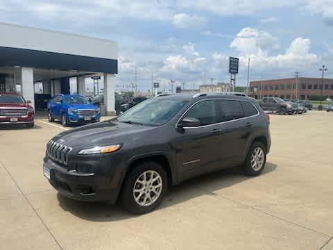 used 2015 Jeep Cherokee car, priced at $12,780