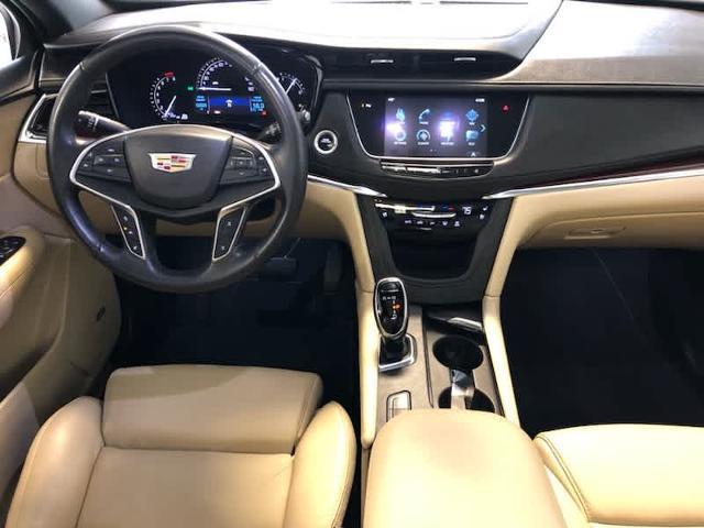 used 2017 Cadillac XT5 car, priced at $23,110