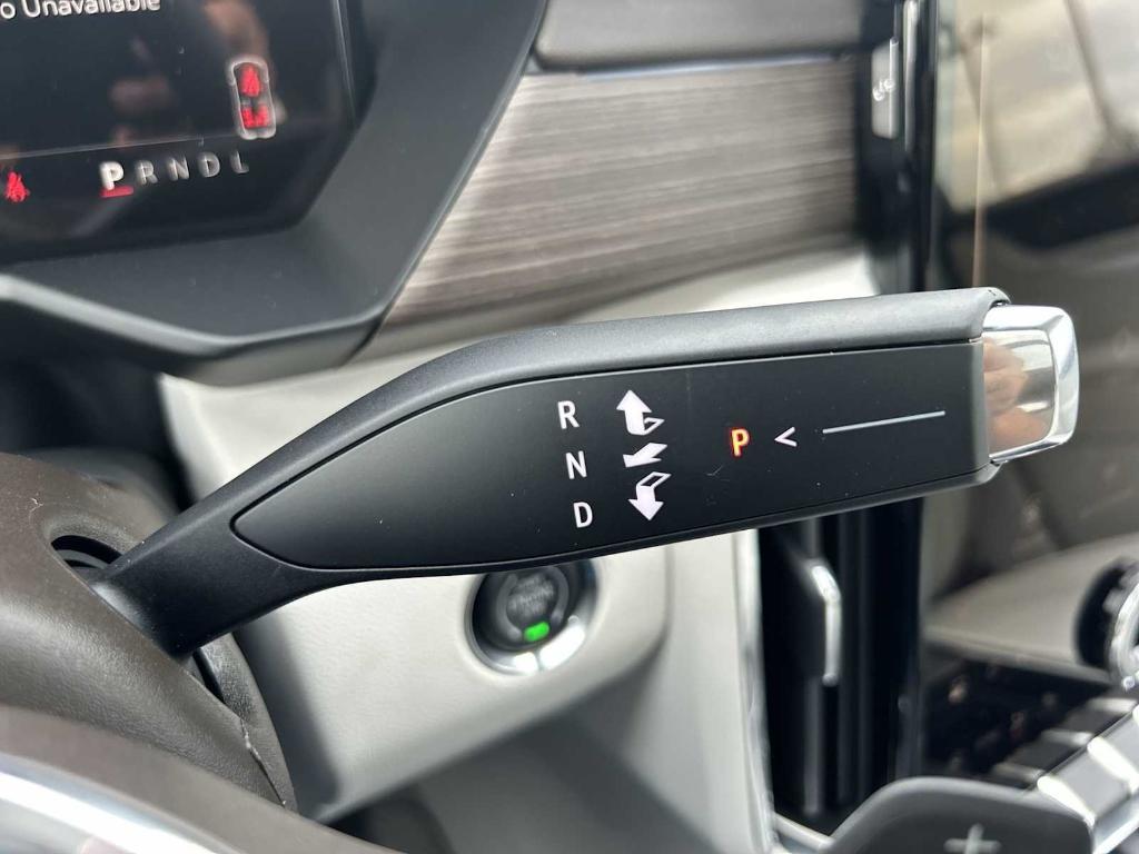 new 2025 GMC Acadia car, priced at $57,877