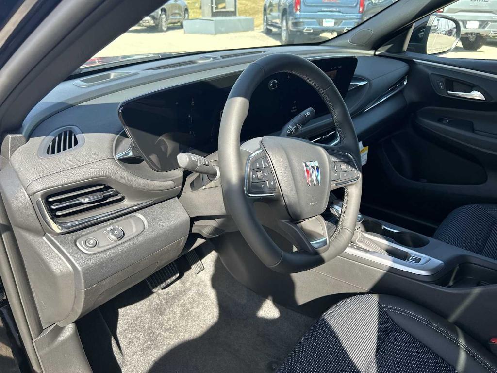 new 2025 Buick Envista car, priced at $24,903