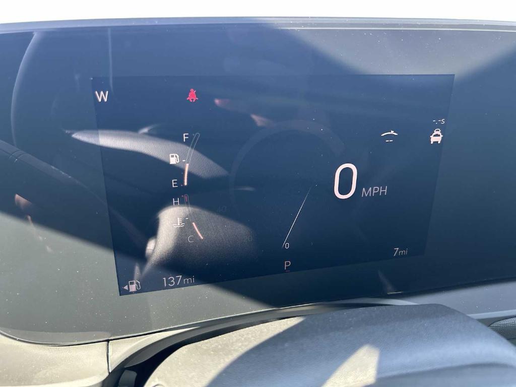 new 2025 Buick Envista car, priced at $24,903
