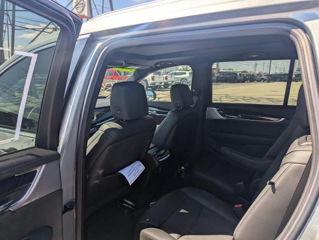 used 2023 Cadillac XT6 car, priced at $43,590