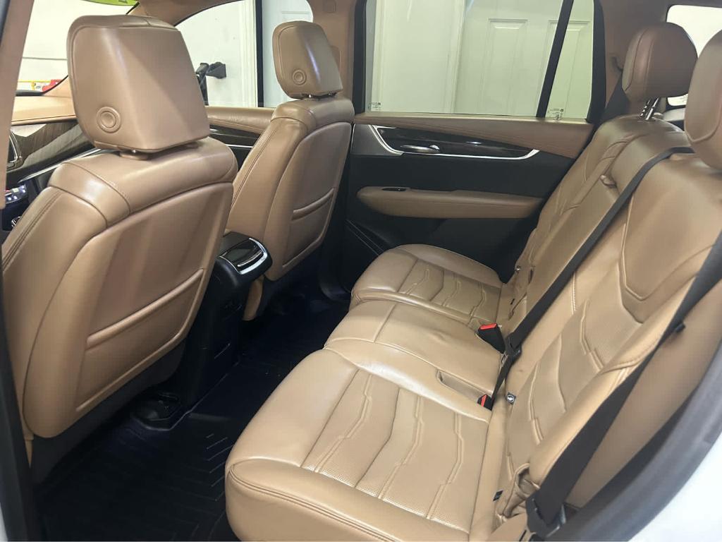 used 2021 Cadillac XT6 car, priced at $33,990