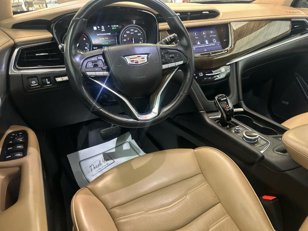 used 2021 Cadillac XT6 car, priced at $33,990