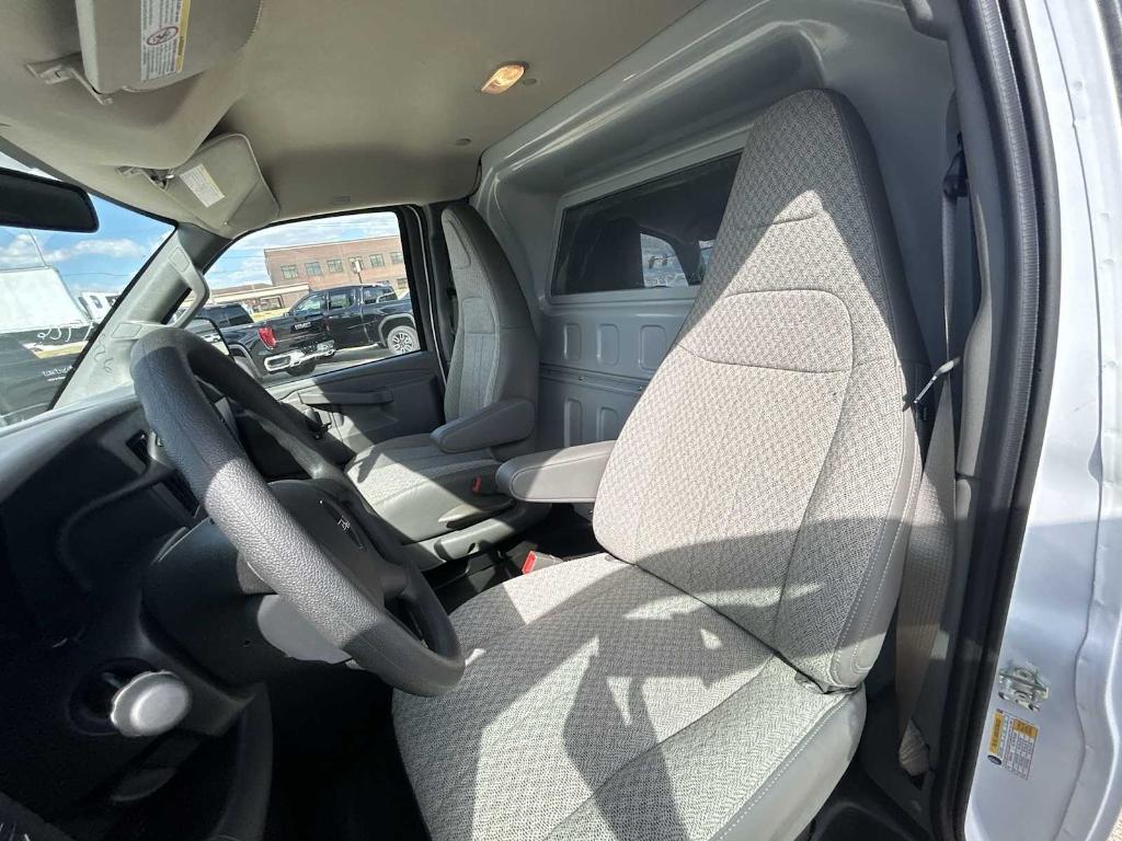 new 2024 GMC Savana 2500 car, priced at $46,441