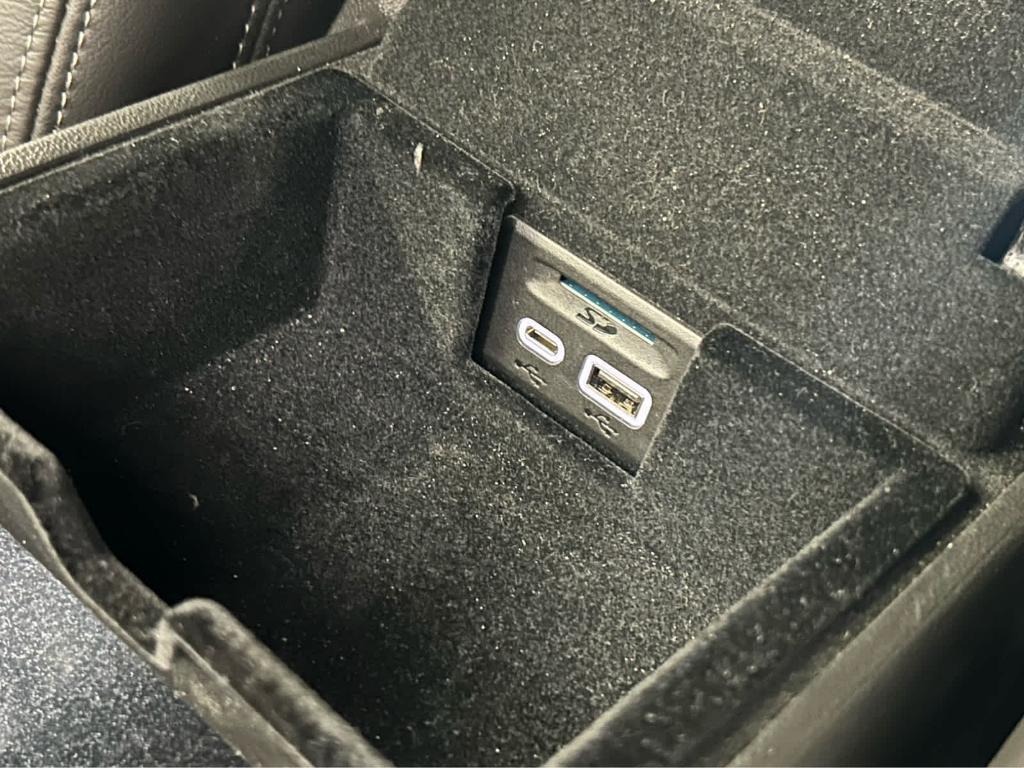 used 2021 Cadillac XT5 car, priced at $26,230