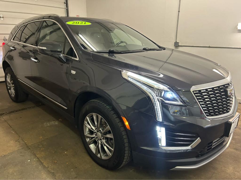 used 2021 Cadillac XT5 car, priced at $27,729