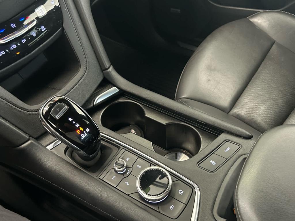 used 2021 Cadillac XT5 car, priced at $26,230