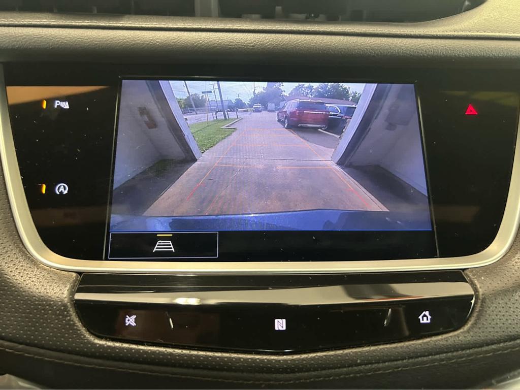 used 2021 Cadillac XT5 car, priced at $26,230