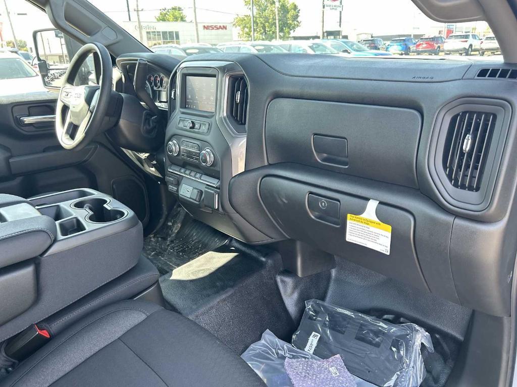 new 2025 GMC Sierra 2500 car, priced at $47,462