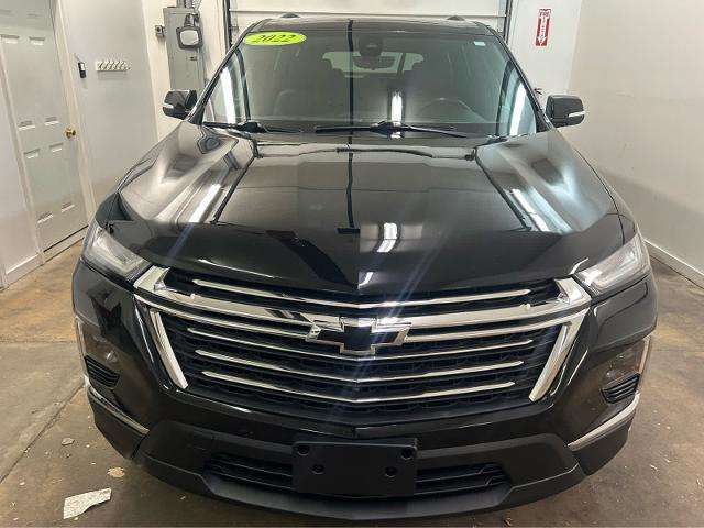 used 2022 Chevrolet Traverse car, priced at $34,889