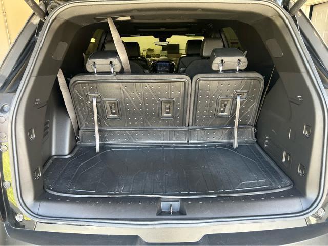 used 2022 Chevrolet Traverse car, priced at $34,889