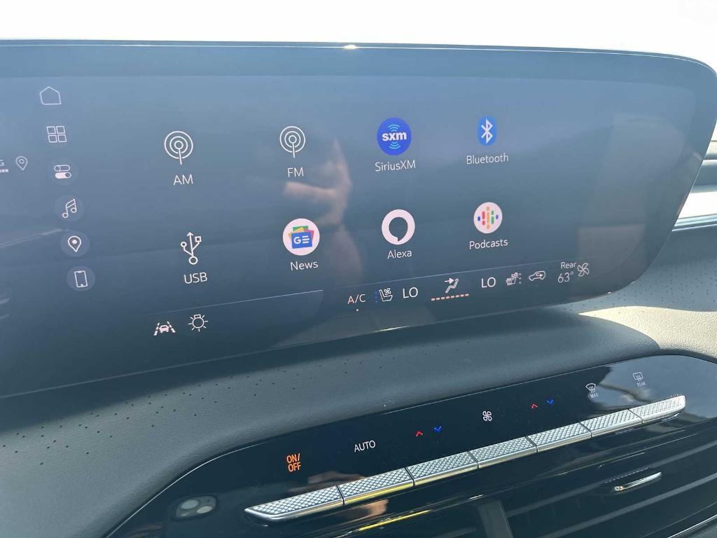 new 2025 Buick Enclave car, priced at $59,885