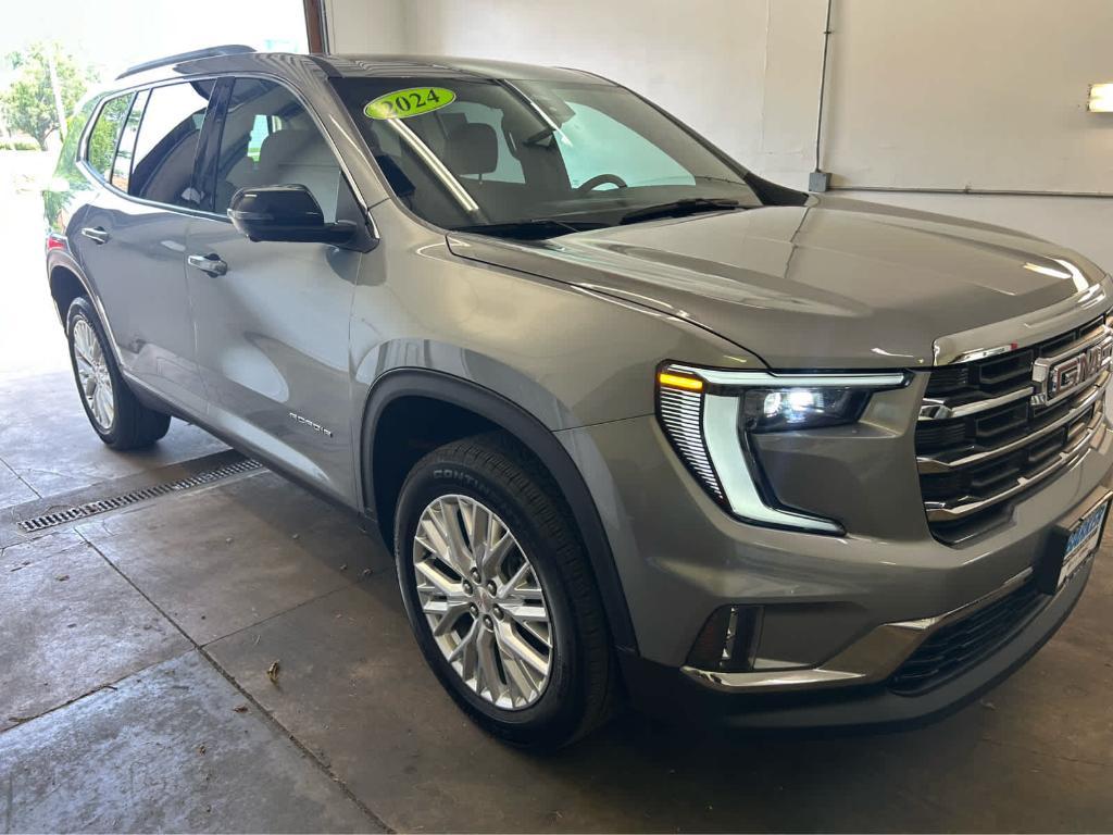 used 2024 GMC Acadia car, priced at $40,674
