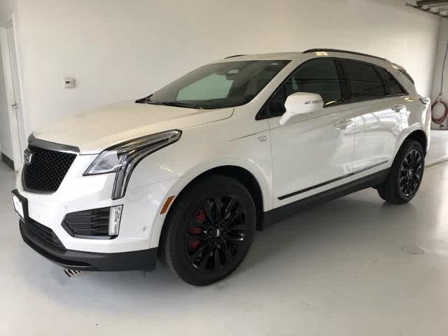 used 2022 Cadillac XT5 car, priced at $35,490