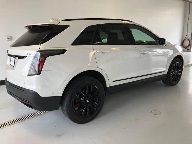 used 2022 Cadillac XT5 car, priced at $35,490