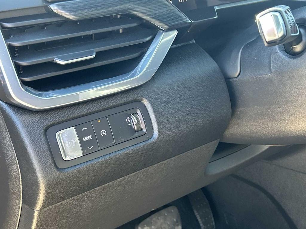 used 2025 GMC Acadia car, priced at $33,560