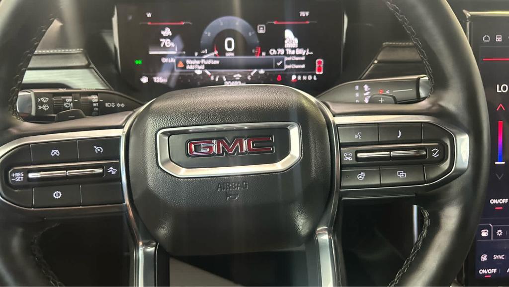 new 2025 GMC Acadia car, priced at $40,495