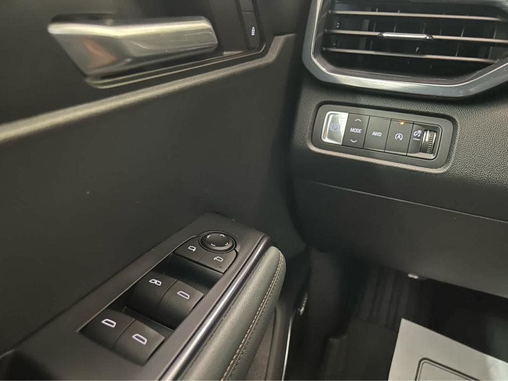 used 2024 GMC Acadia car, priced at $45,590