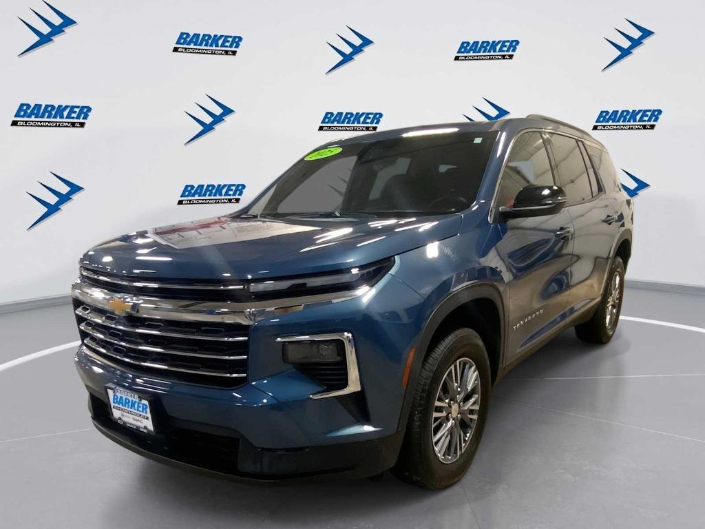 used 2025 Chevrolet Traverse car, priced at $36,290