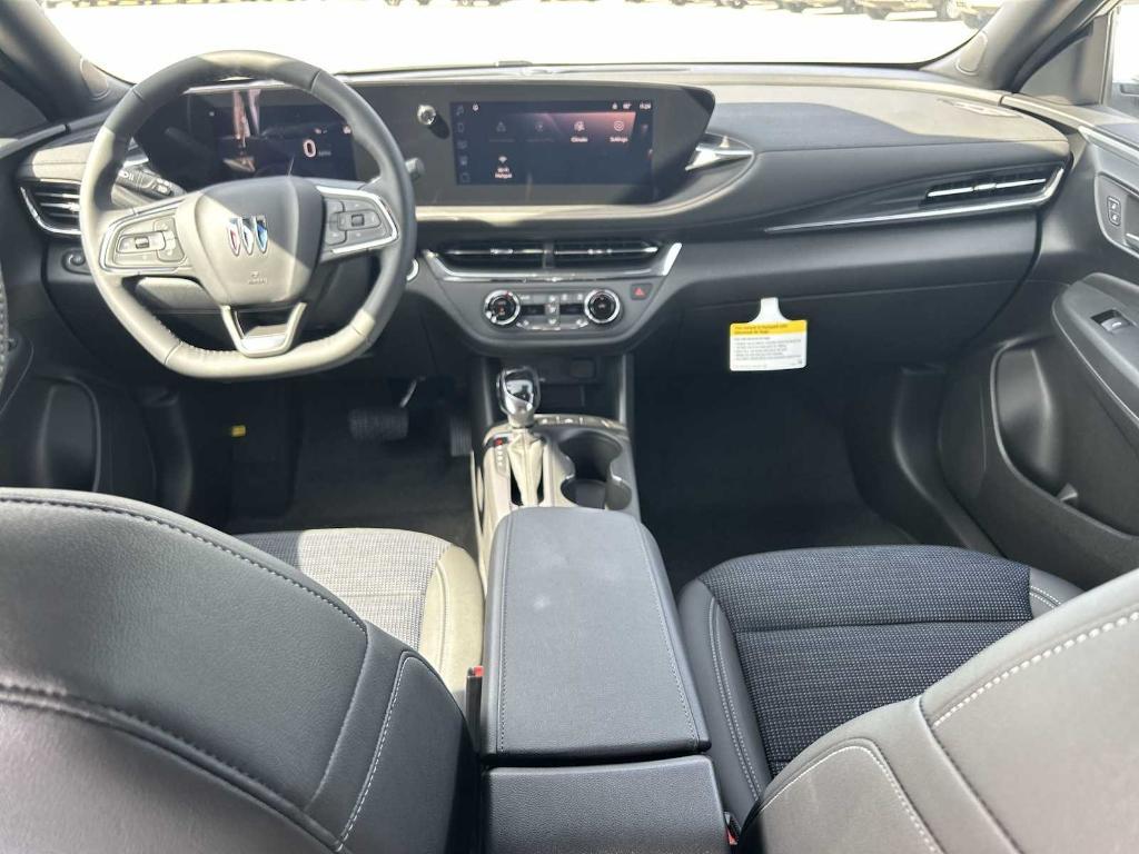 new 2025 Buick Envista car, priced at $23,419
