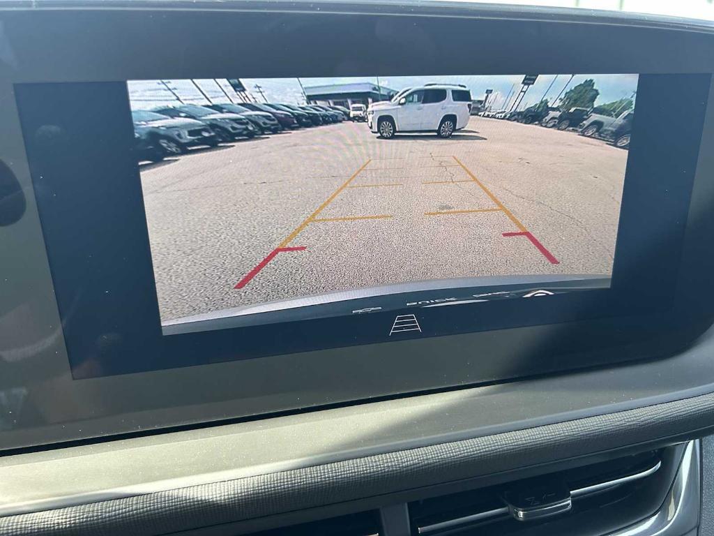 new 2025 Buick Envista car, priced at $23,419