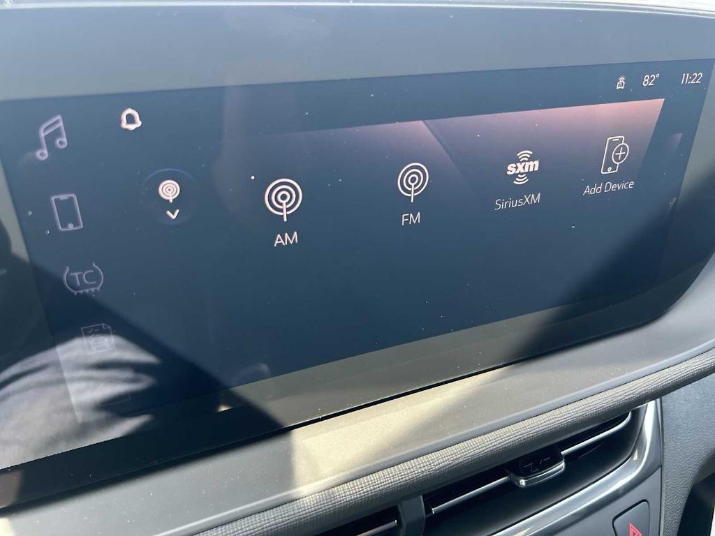 new 2025 Buick Envista car, priced at $23,419
