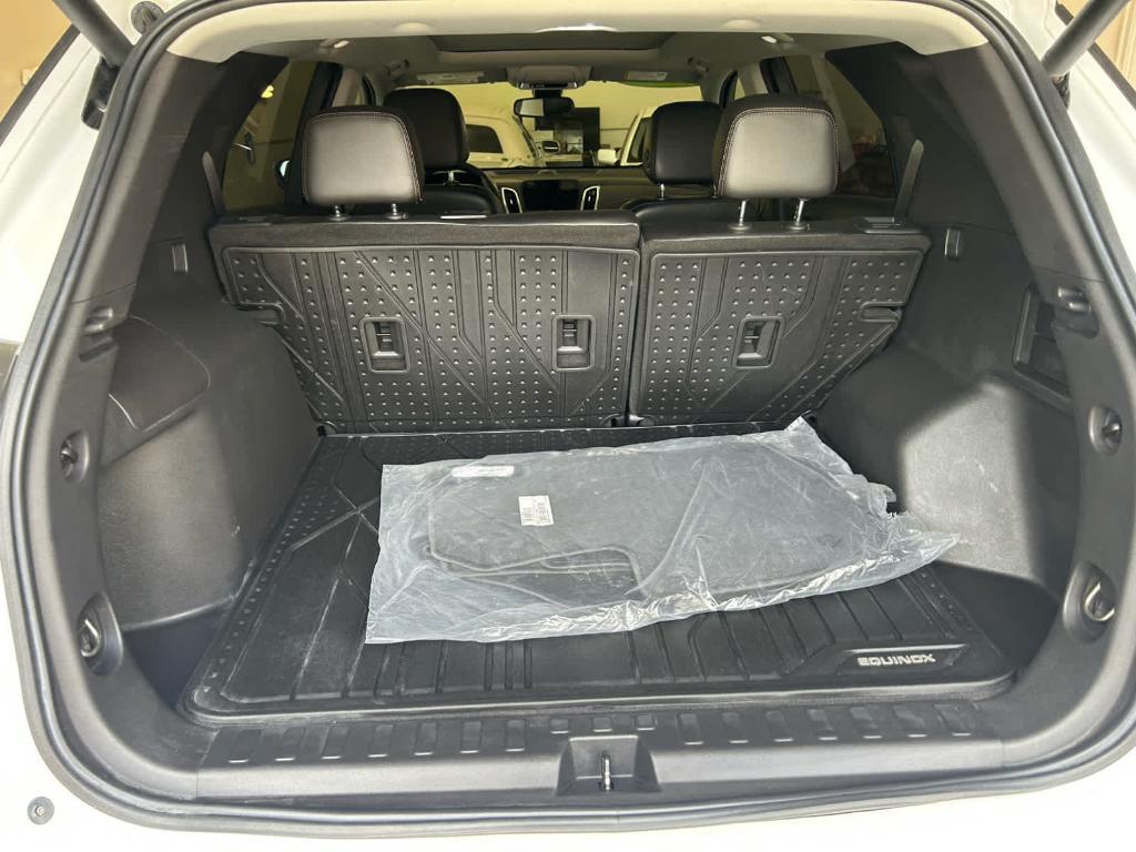 used 2021 Chevrolet Equinox car, priced at $23,120