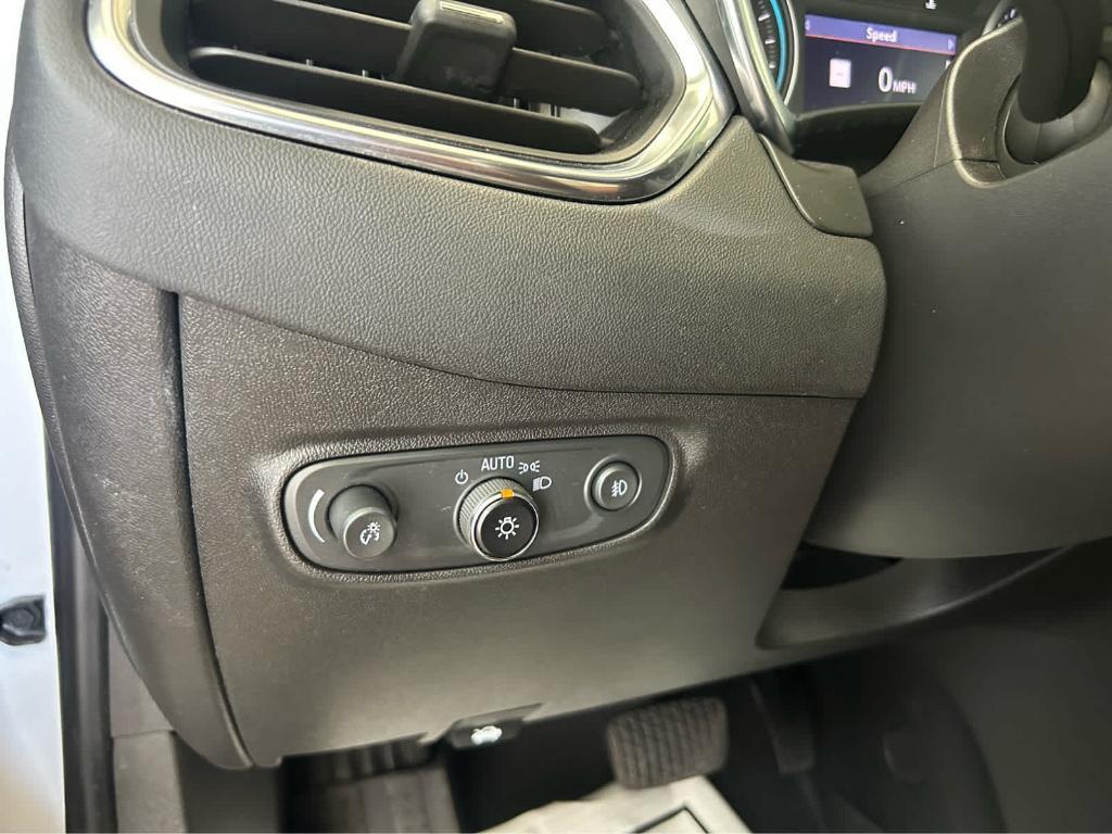 used 2021 Chevrolet Equinox car, priced at $23,120