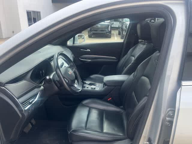 used 2020 Cadillac XT4 car, priced at $17,990